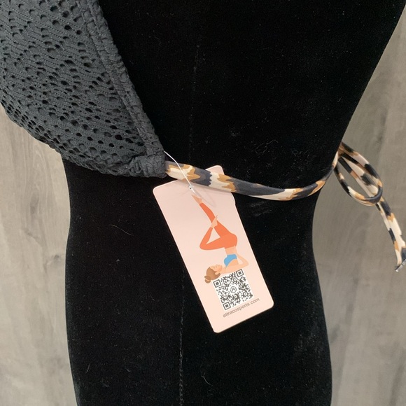 New With Tags String Tie Bikini Top Cheetah Print Ties Women's Size Small - Picture 8 of 9